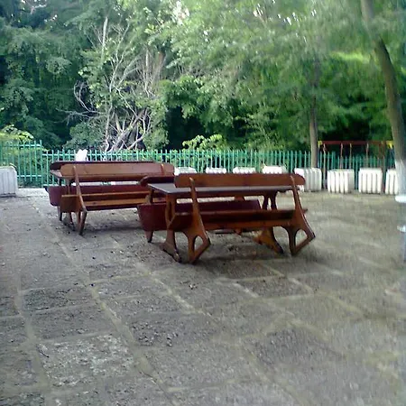 Oasis غولدن ساندز